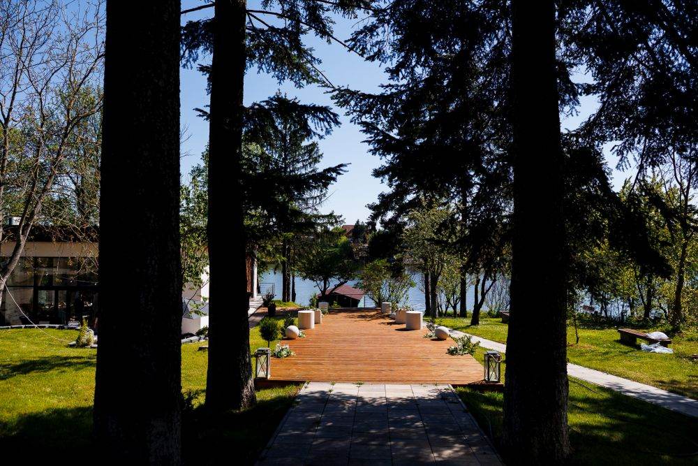 Asteria Lac Snagov: Investiţie totală de 1,2 milioane de euro, domeniu de 25.000 mp, amenajări şi extinderi de 400.000 euro în 2027